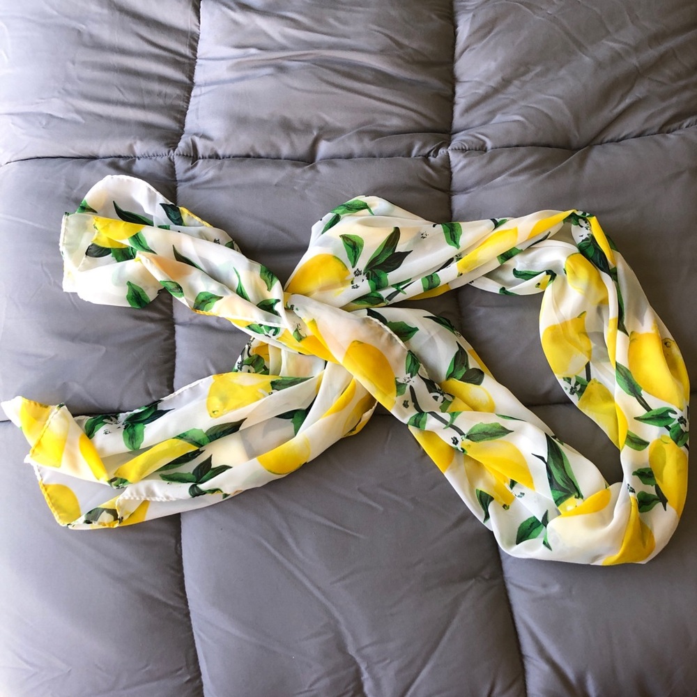 Lemon light weight scarf